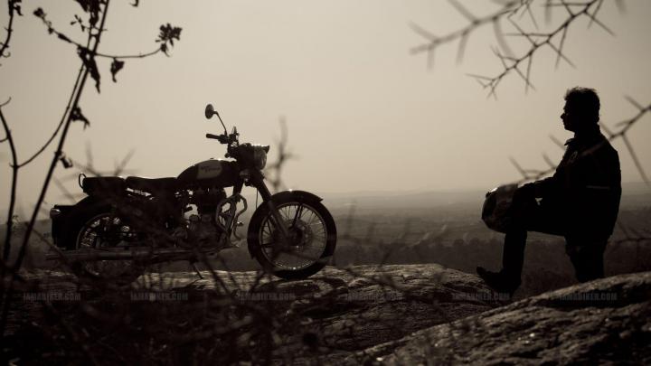 Royal Enfield Classic 350 Wallpapers