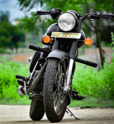 Desktop Royal Enfield Wallpaper 4k