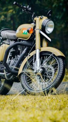 Royal Enfield Classic 350 Signals - 444x794 - Download HD Wallpaper 