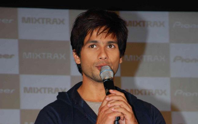 Shahid Kapoor Bollywood Actor HD Wallpaper | HD Wallpapers