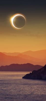 Solar Eclipse Wallpaper 4K \/ However, a full and total solar eclipse 