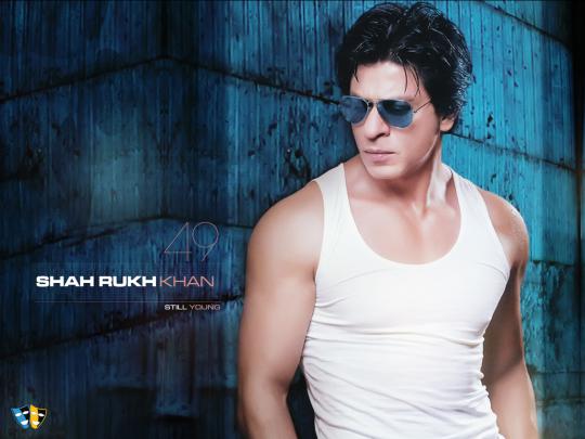ShahRukh Khan Desktop Wallpaper (44036) | Bollywood Celebrities Wallpapers