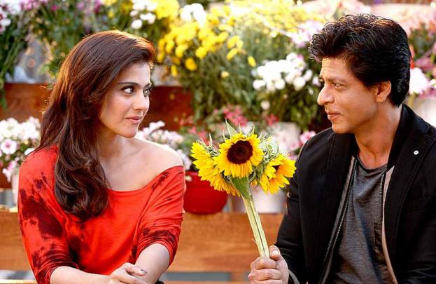 Beautiful Shahrukh Khan And Kajol Wallpaper - Beautiful Desktop HD 