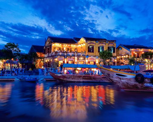 ne18-boat-summer-vacation-party-blue-night-nature-wallpaper