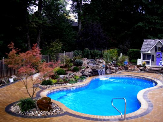 Swimming Pool Wallpaper -