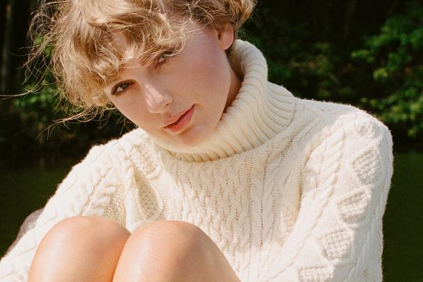 Taylor Swift Evermore Desktop Wallpaper Hd - Folklore Mobile Desktop 