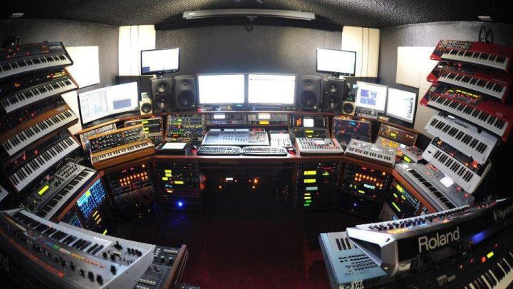 [46+] Music Recording Studio HD Wallpaper 