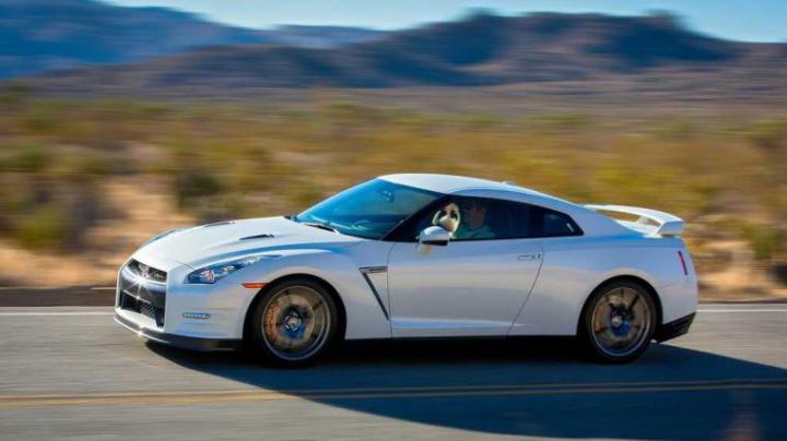 Free download Nissan GTR R35 White Car High Definition Wallpapers HD 