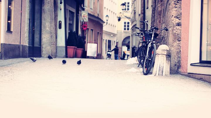 Bikes on the narrow city street wallpaper - Photography wallpapers - #19090