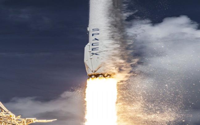 Download Spacex 4K 5K 8K HD Display Pictures Backgrounds Images 