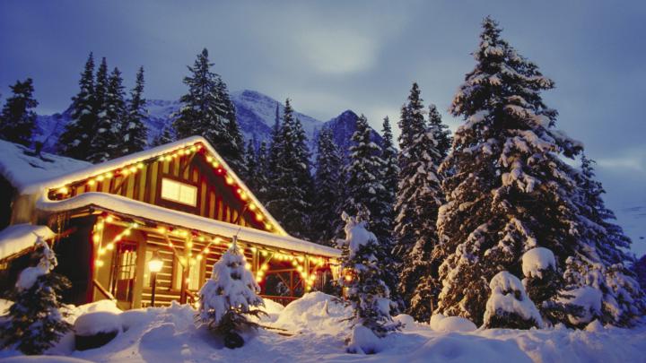 Free download Wooden cabins in the snowy mountains wallpaper Wallpaper 