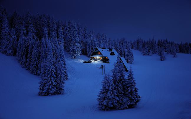 Download 1680x1050 wallpaper house, night, winter, trees, snow layer 