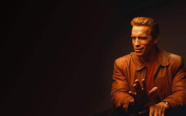 [48+] Arnold Schwarzenegger Conquer Wallpaper 