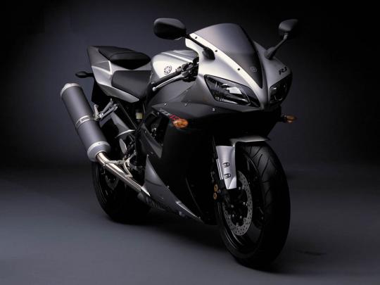 Desktop Wallpapers: Yamaha R1 Motorcycle Desktop Wallpapers