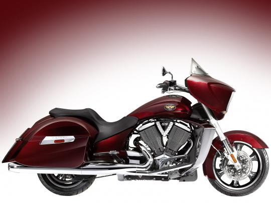 2010 VICTORY Cross Country Motorcycle Desktop Wallpaper