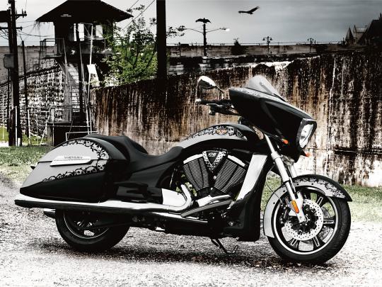 2010 VICTORY Cross Country Motorcycle Desktop Wallpaper