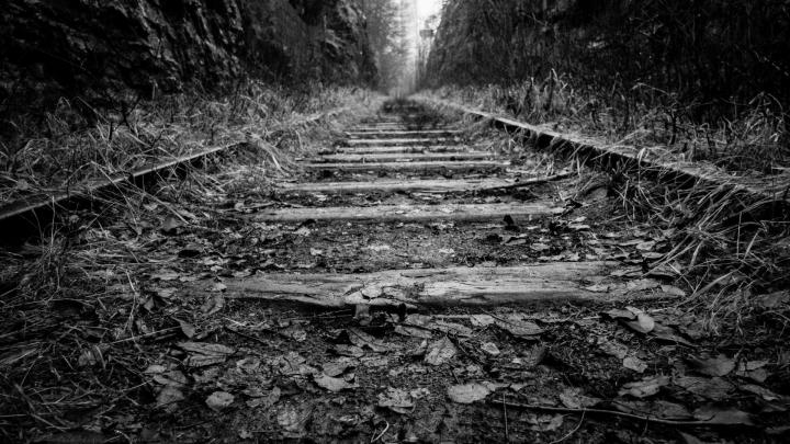 Old Rail Track Wallpaper 4K Background | HD Wallpaper Background