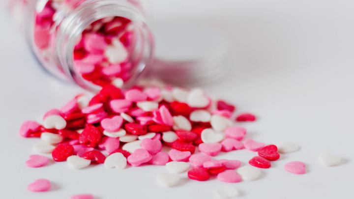Valentines Day Colorful Heart Candy Chocolate 4K Wallpaper | HD Wallpapers