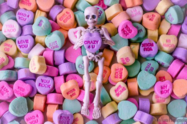 Wallpaper : stilllife, hearts, skeleton, Toy, toys, 50mm, miniatures 