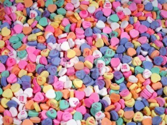 [45+] Candy Hearts Wallpaper 