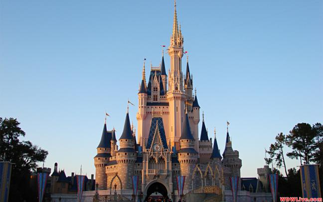 Cinderella\u0026#39;s Castle Desktop Wallpaper -