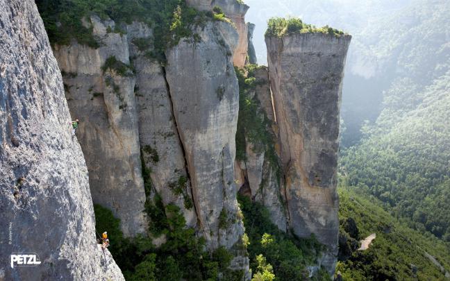 Climbing Wallpapers