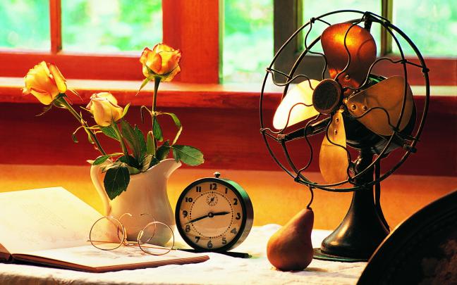 blades, Fan, Desk, Window, Work, Clock, Alarm, Background, Pear 