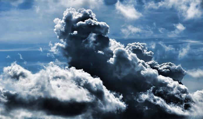 wallpaper zone: Storm Cloud Desktop Wallpaper