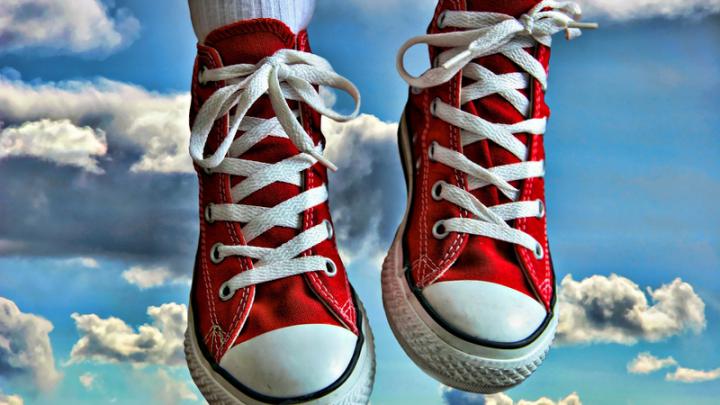 clouds shoes converse hdr photography trainers 1920x1080 wallpaper 