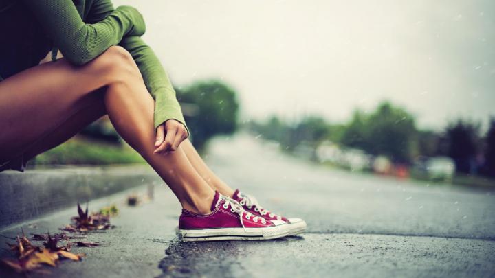 photography, Street, Rain, Leaves, Legs, Converse, Women, Shoes 