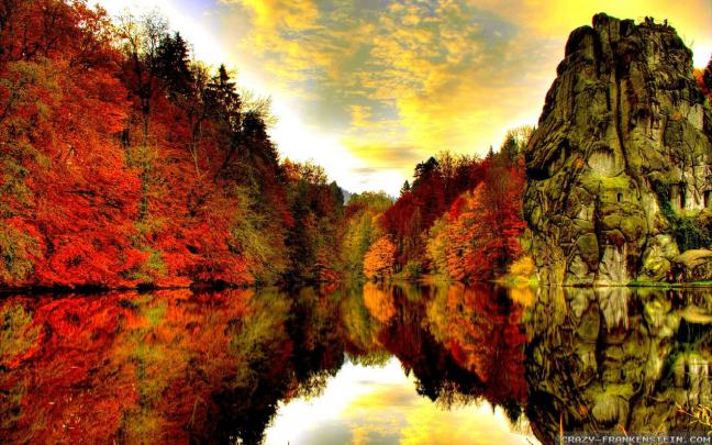 Seasonal Desktop Wallpaper (50+ images)