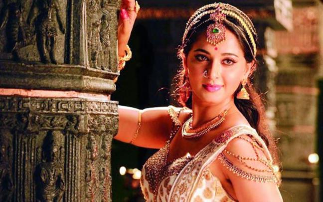 Latest 4K Ultra High Definition Wallpapers: Tollywood Anushka Shetty 