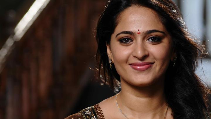 Latest 4K Ultra High Definition Wallpapers: Tollywood Anushka Shetty 