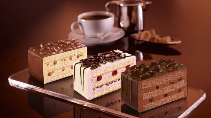 Chocolate Cake Wallpaper for Desktop Netbook 1366x768 HD