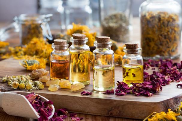 4K Aroma Oil Wallpapers High Quality | Download Free