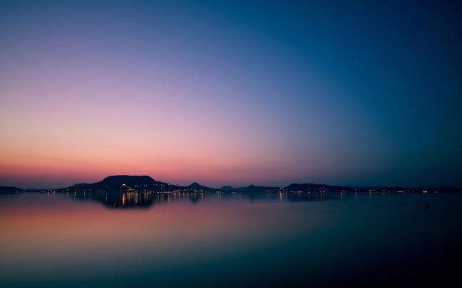 Calm Desktop Wallpaper