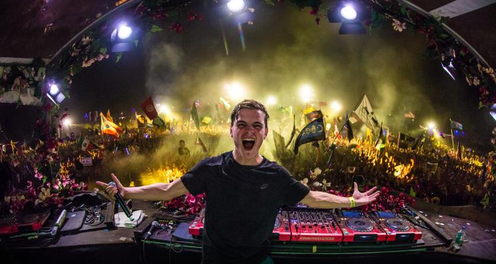 Free Desktop DJ Wallpapers