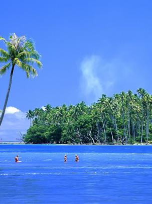 Beautiful Tropical Islands Desktop Wallpaper -