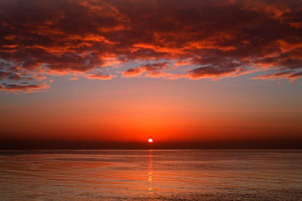 25 Beautiful Sunrise wallpapers for Desktop - Graphic Cloud