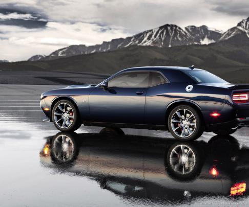 Dodge Challenger Black Hellcat Wallpaper -