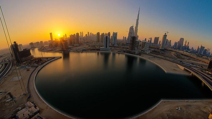 Dubai Sunset Round Lake Buildings Skyscrapers Architecture In The City 