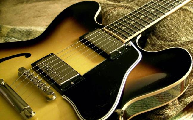 Gibson Guitar Wallpaper HD -