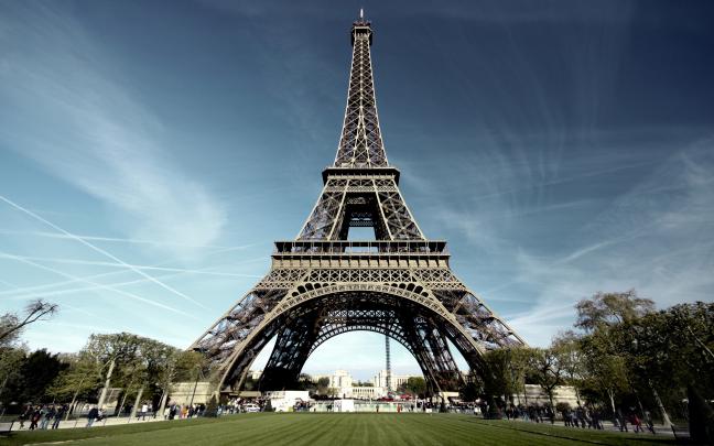 Eiffel Tower Wallpapers