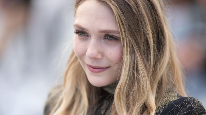 Download 1920x1080 wallpaper smile, cute, gorgeous, elizabeth olsen 