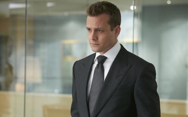 [73+] Harvey Specter Wallpaper 