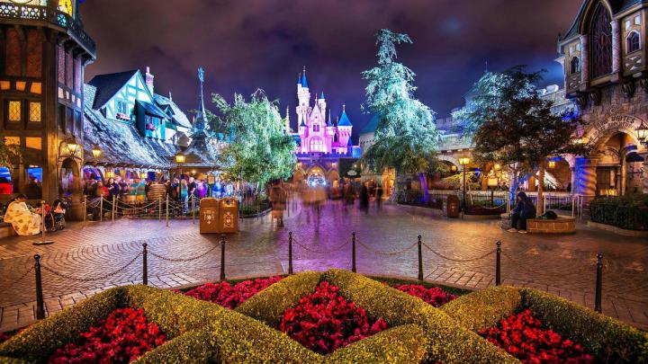 Disneyland Wallpaper Desktop 1600x900 -