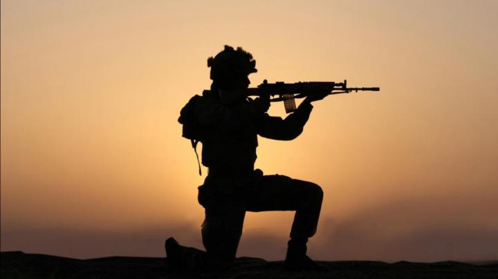 Silhouette Of Soldier With Gun HD Indian Army Wallpapers | HD 