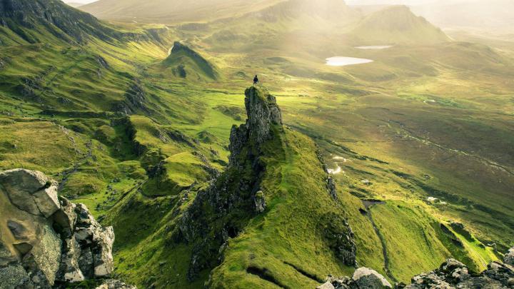 Quiraing Area of the Isle of Skye HD wallpaper