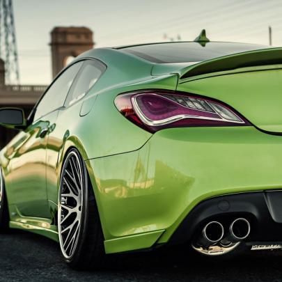 20 HD Car iPad Wallpapers
