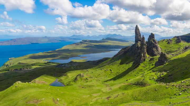 Scotland, The Old Man of Storr, Isle of Skye Wallpapers HD \/ Desktop 